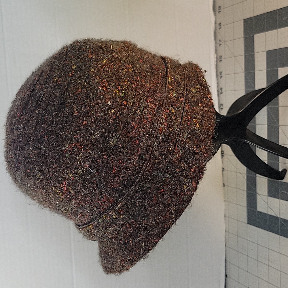 Betmar N.Y. Tweed Wool Blend Cloche Hat Brown Speckled - Picture 2 of 9